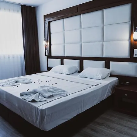 Grand Sahin's Hotel 4*