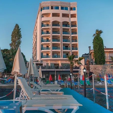Grand Sahin's 4* Kusadası